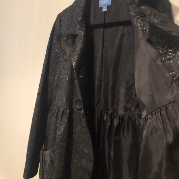 Dressy overcoat. - Picture 4 of 4